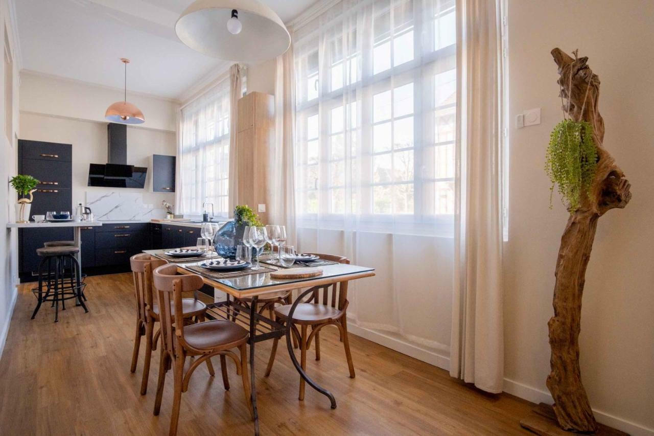 Elegant Appartement En Plein Coeur De Cabourg - Les Locations De Proust Εξωτερικό φωτογραφία